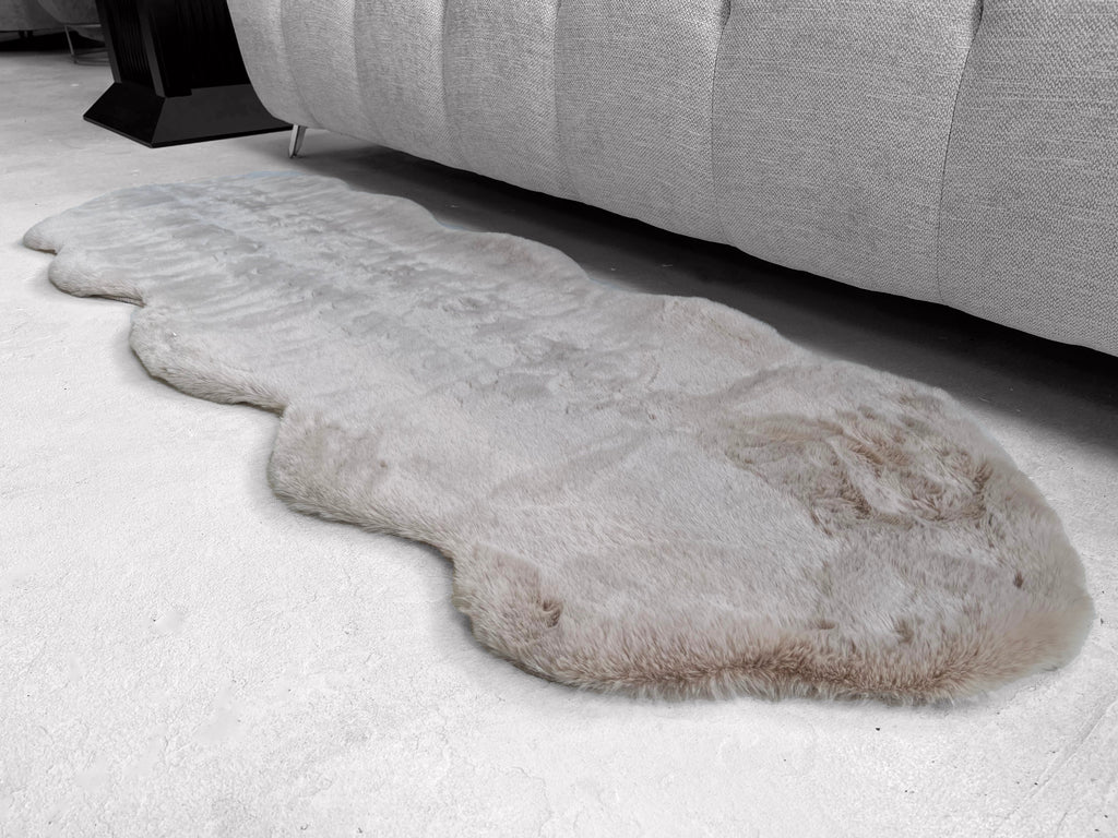 Bella Rug Collection: Soft and Luxurious Modern Polyester Rug