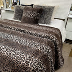 Leopard Cheetah Jaguar Animal Print Cozy Fuzzy Faux Fur King Size Blanket/Quilts/Coverlet/ Throw