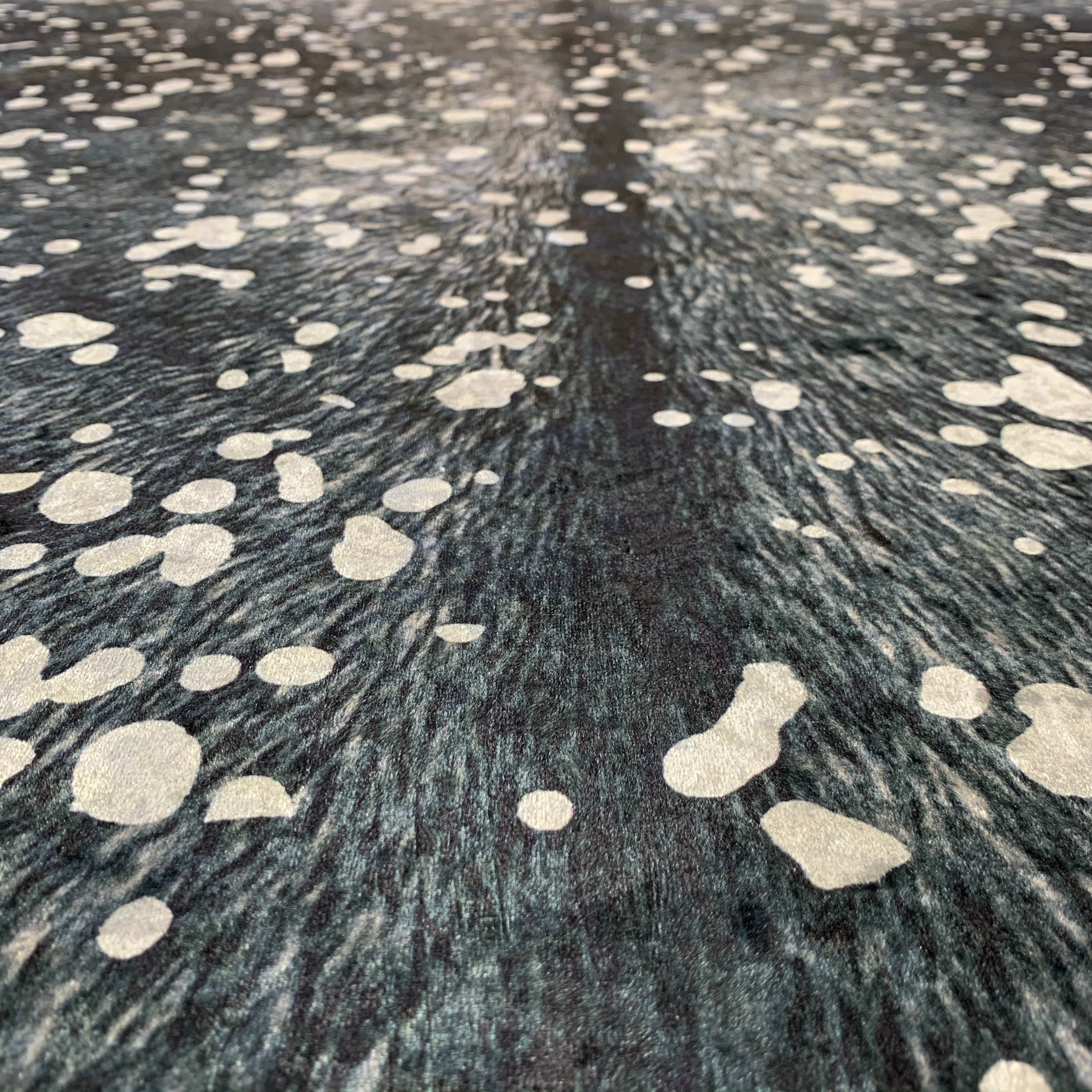 Vegan Metallic Shinny Glow Faux Hide / Cowhide Area Rug / Carpet
