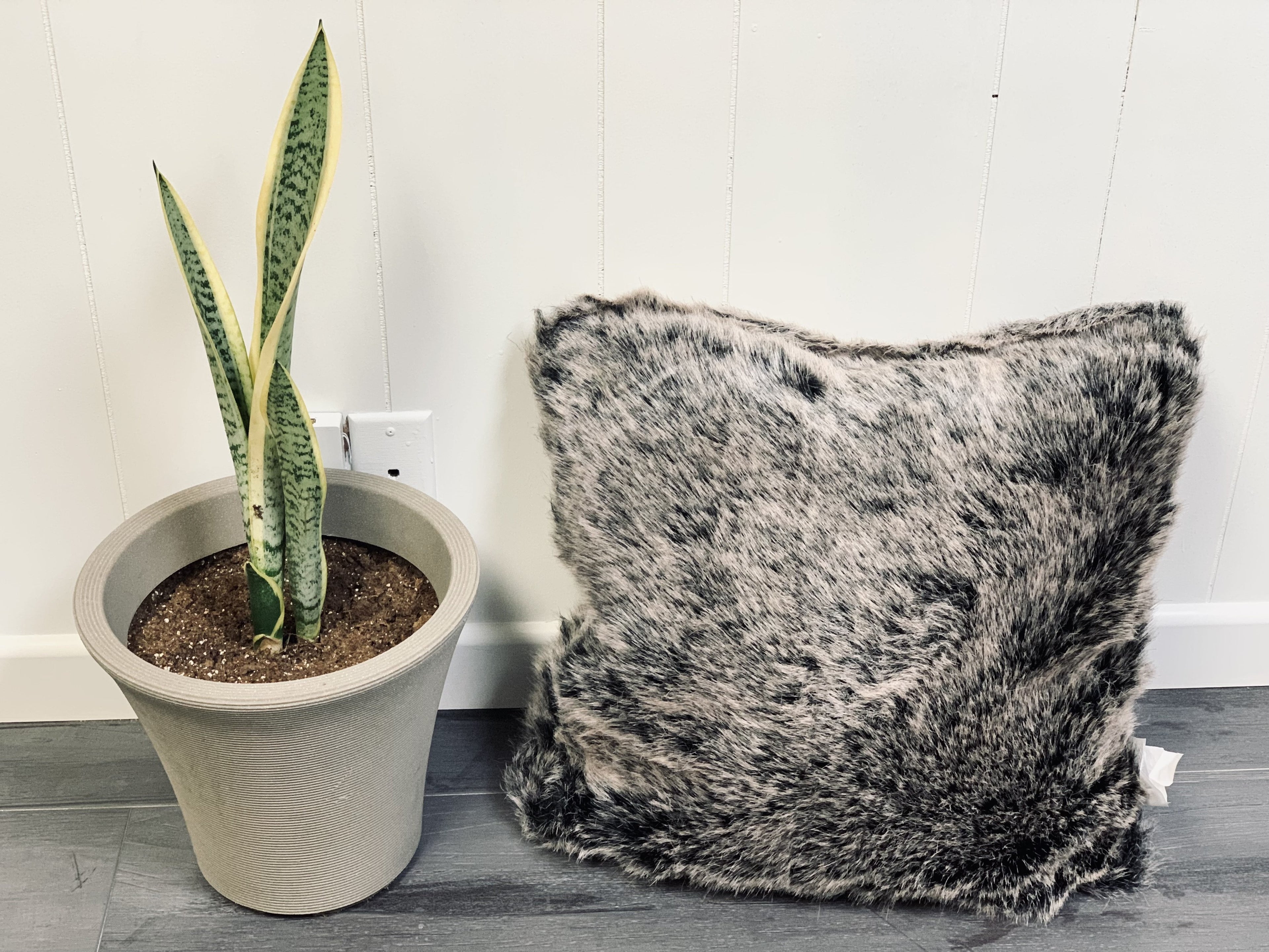 Renne Pillow Collection