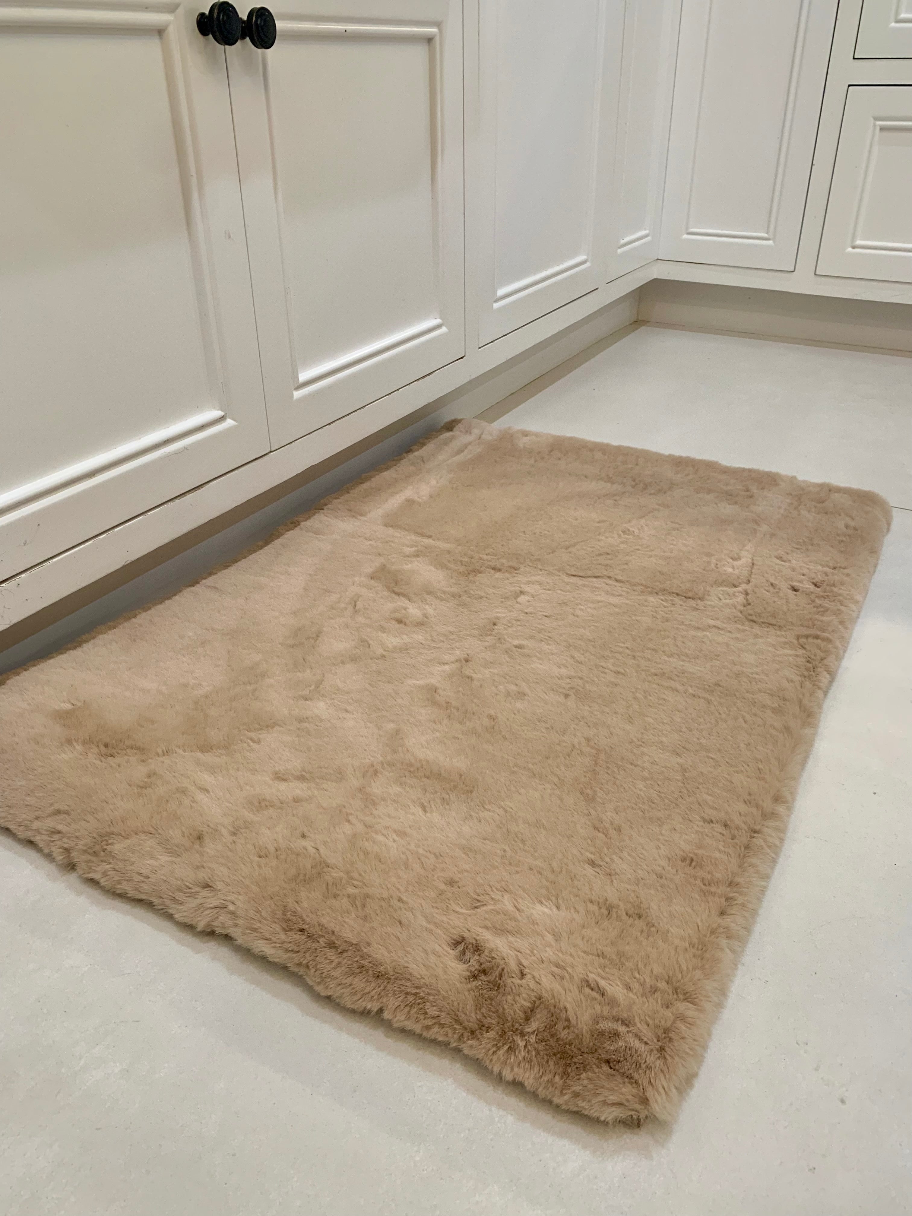 Bath Mat Faux Fur Area Rug / Door Mat/ Kitchen Mat