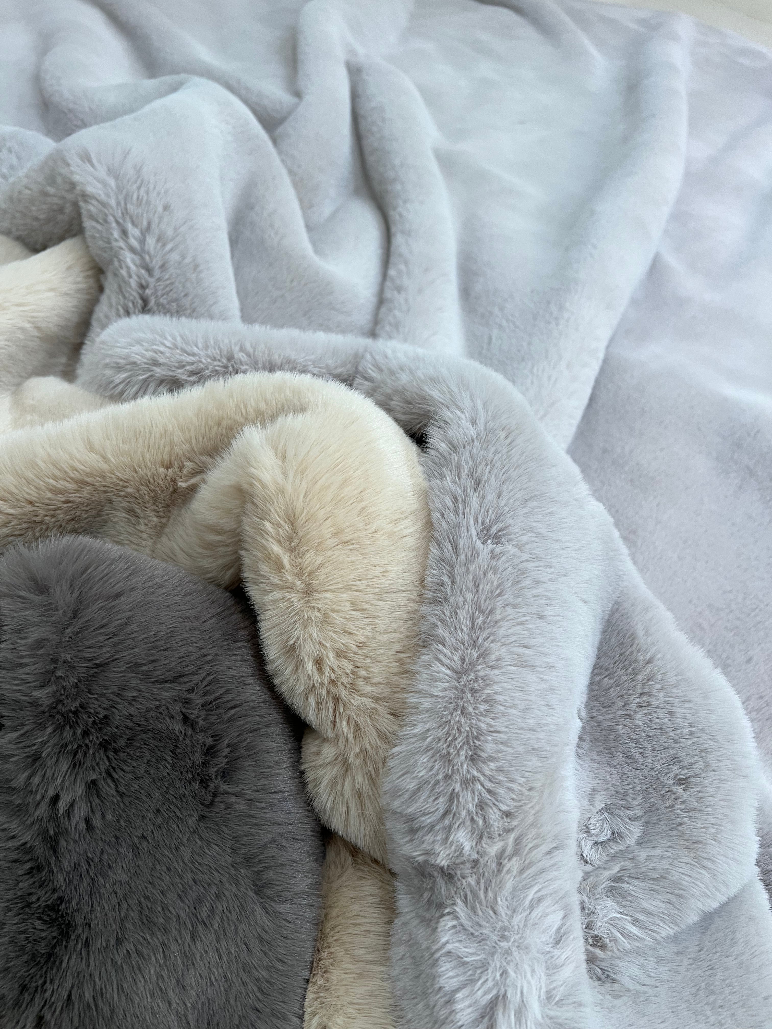 Bella Rug Collection: Soft and Luxurious Modern Polyester Rug