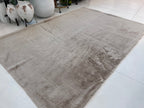 Bella Rug Collection: Soft and Luxurious Modern Polyester Rug