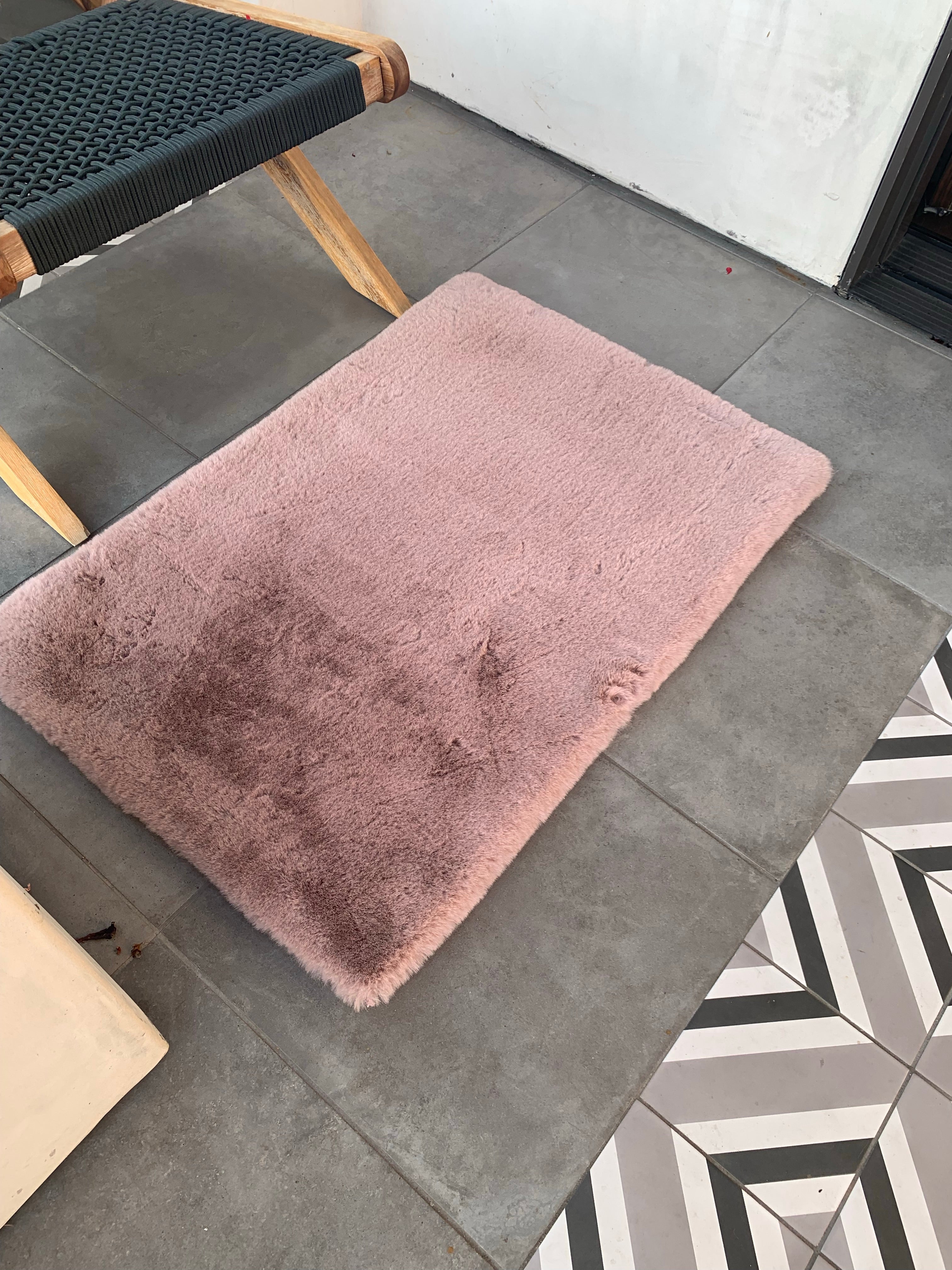 Bath Mat Faux Fur Area Rug / Door Mat/ Kitchen Mat