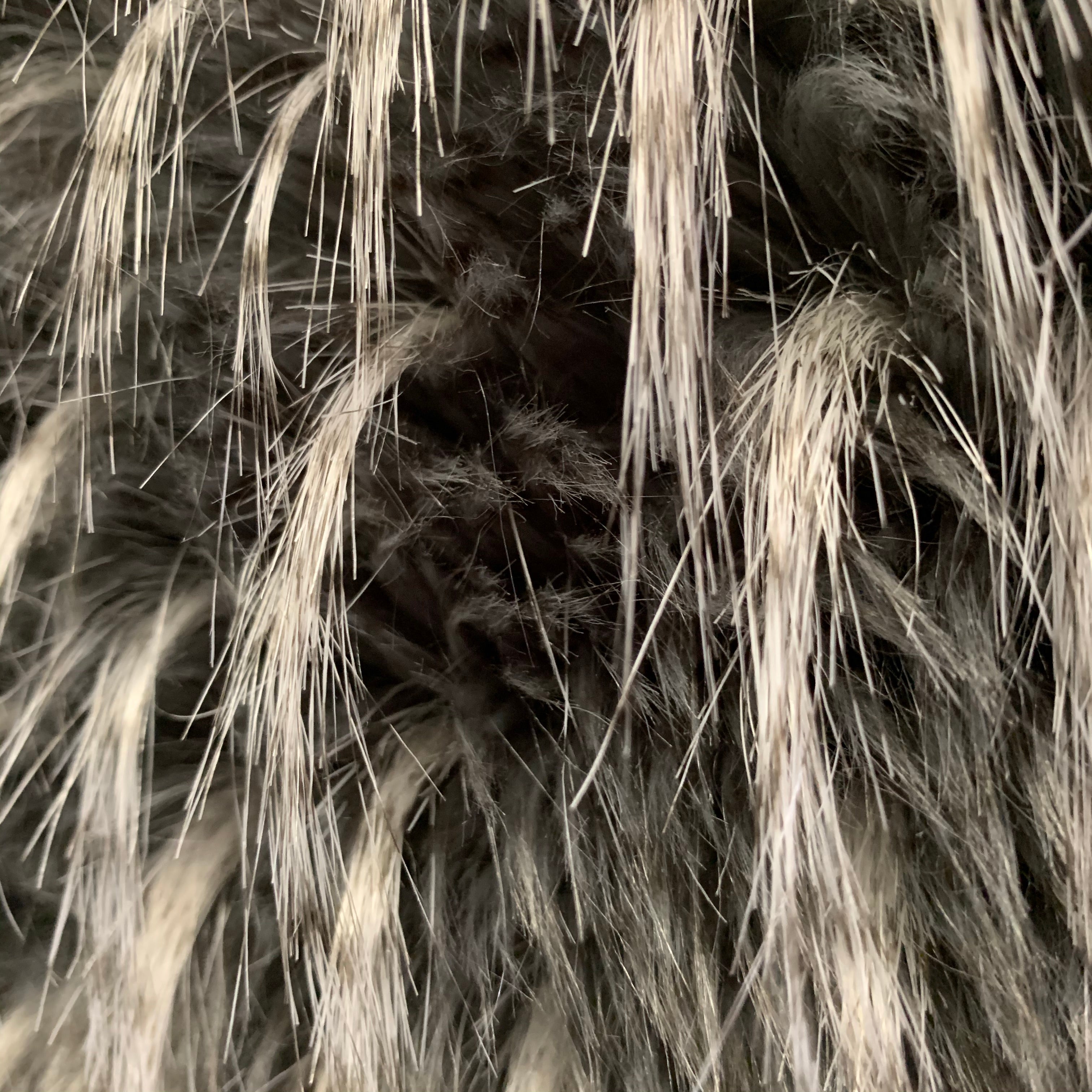 Timeless Modern Luxury Feathers Faux Fur Soft Area Rug