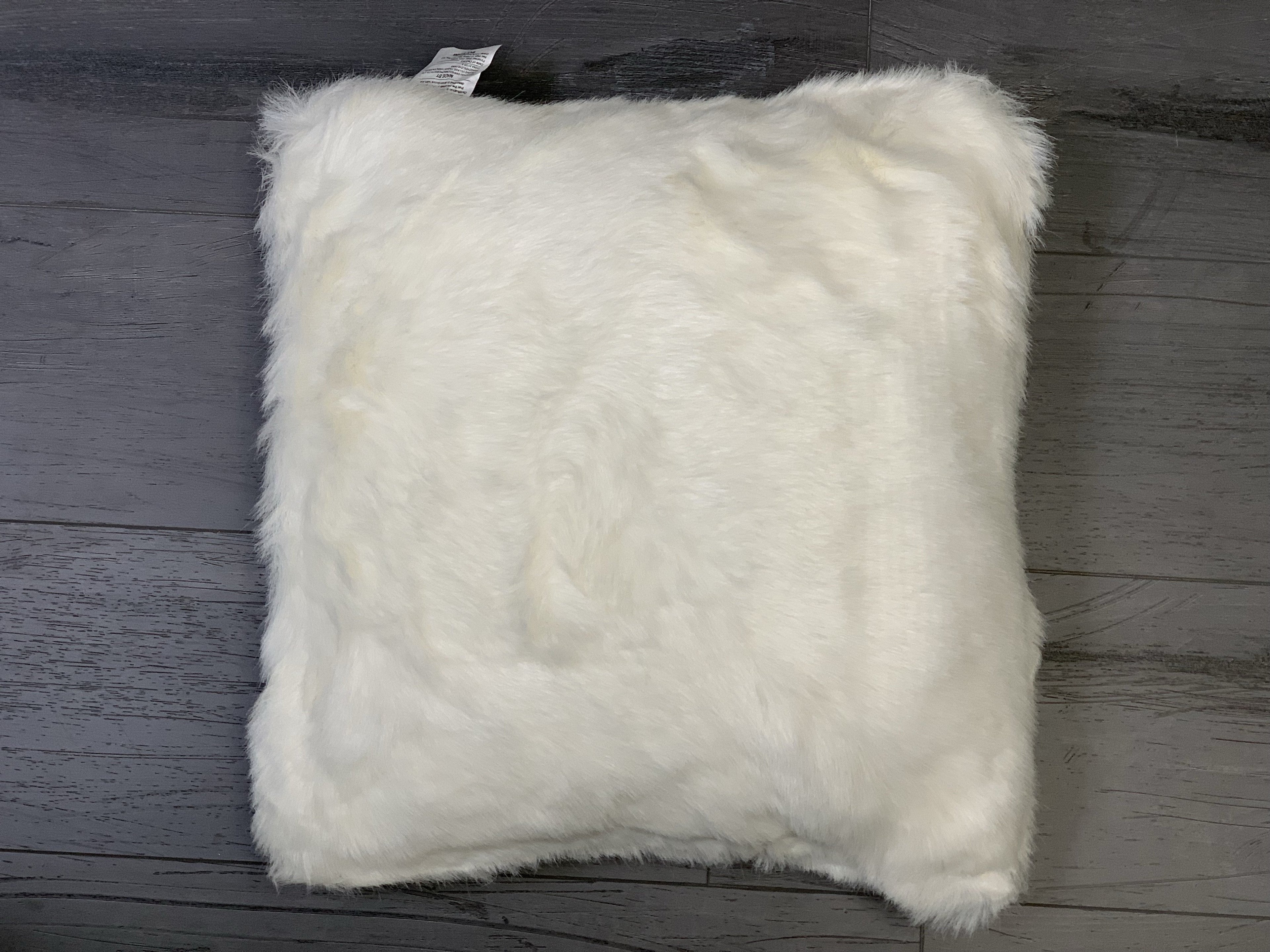 Renne Pillow Collection