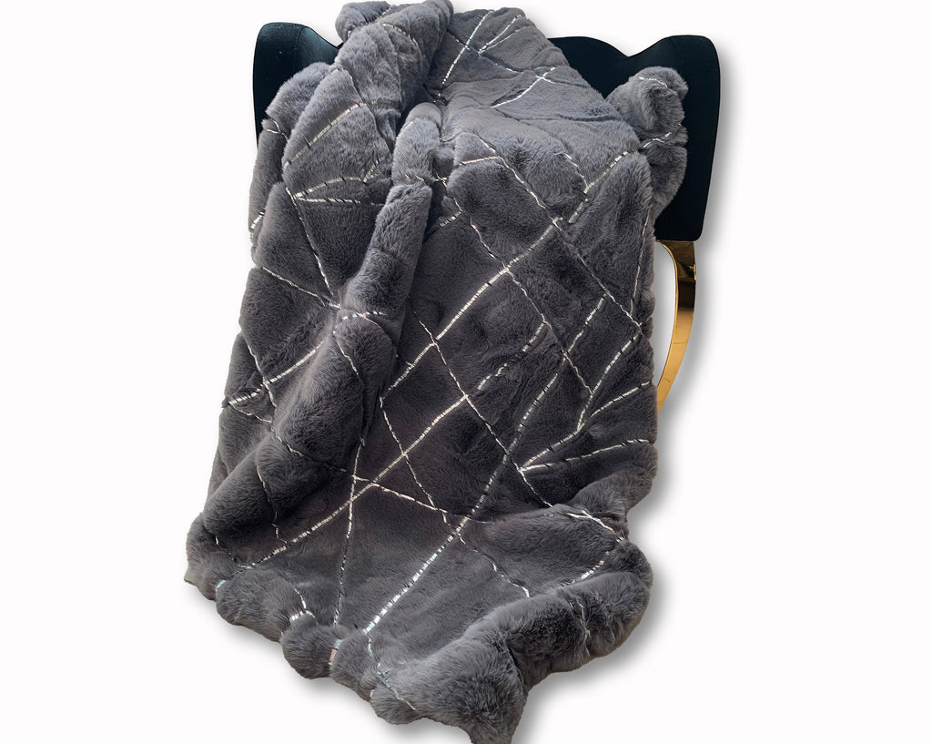 Silver Metallic Faux Fur Shine Cozy Shimmery Soft Fuzzy Blanket/ Coverlet/ Quilt/ Throw/ Bedspread/ Bedcover