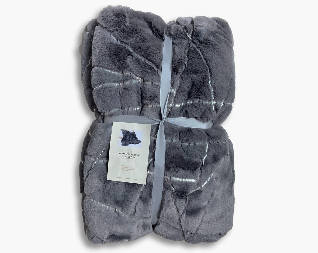 Silver Metallic Faux Fur Shine Cozy Shimmery Soft Fuzzy Blanket/ Coverlet/ Quilt/ Throw/ Bedspread/ Bedcover
