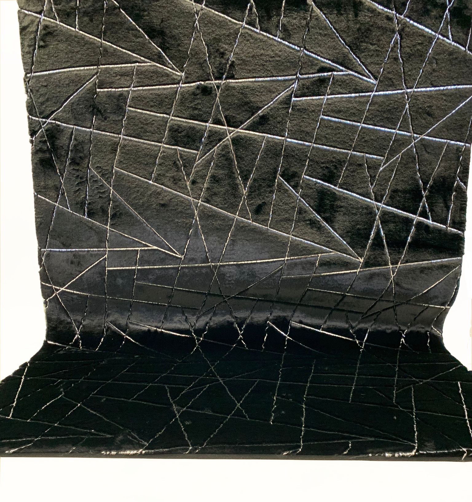 Black Line Design Faux Fur Metallic Silver Shimmery Rug / Carpet