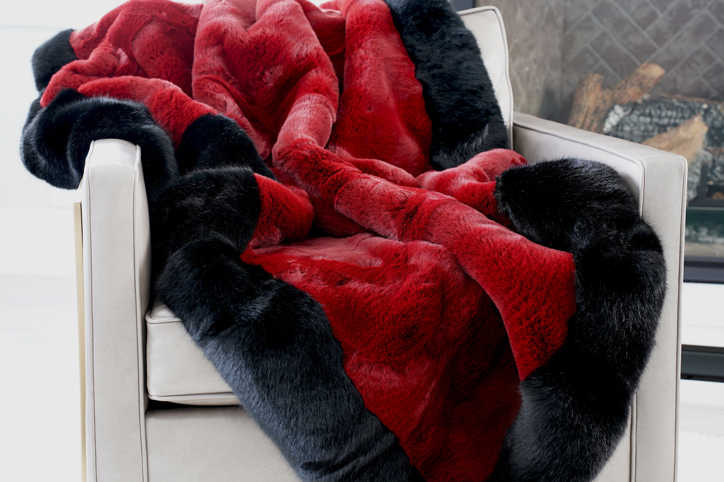 Luxurious Chinchilla Rabbit Faux Fur Throw Blanket