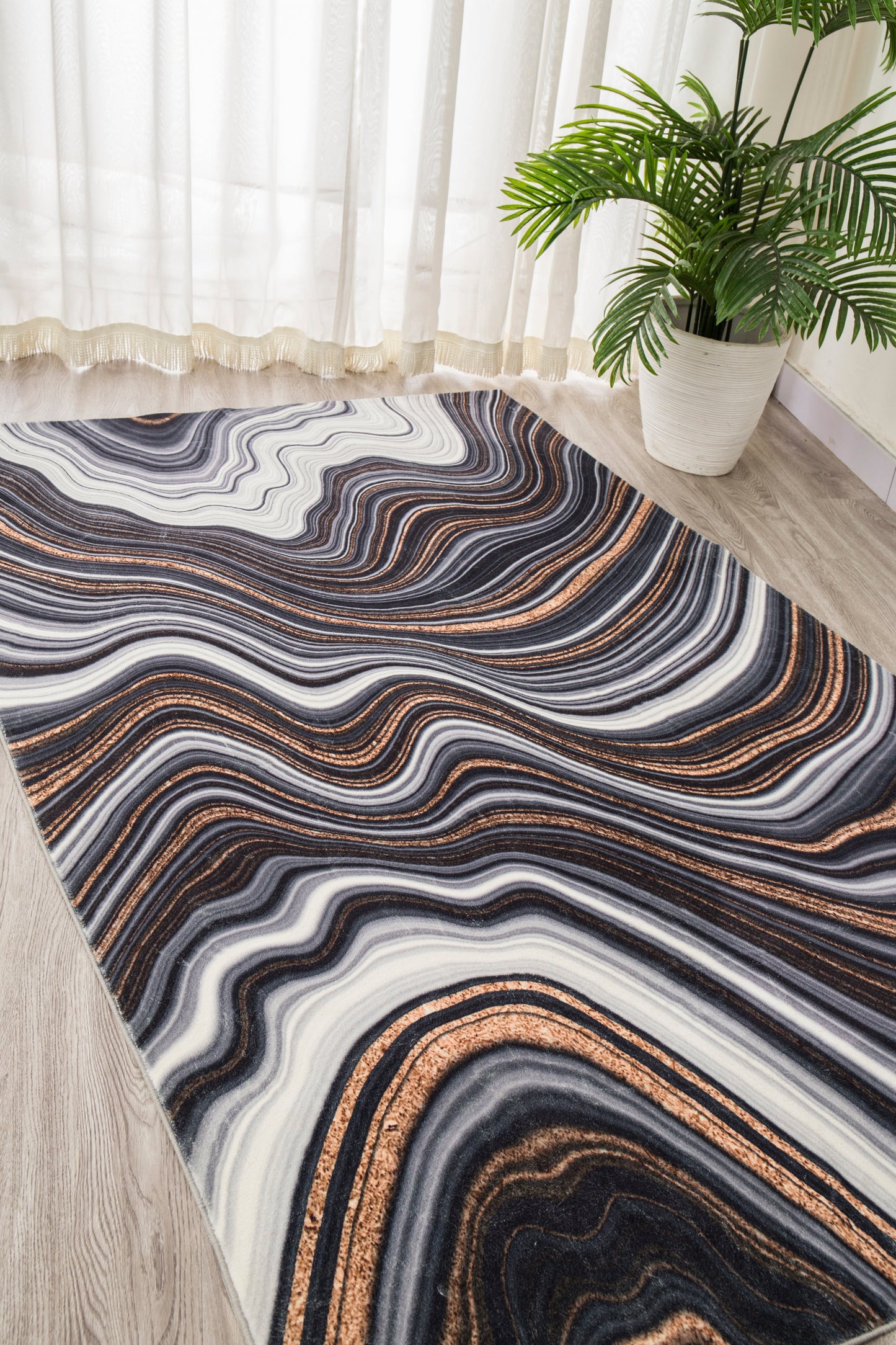 Foldable Anti-Slip Polyester Area Rug | Style# SHAH-27 - Elevate Your Space